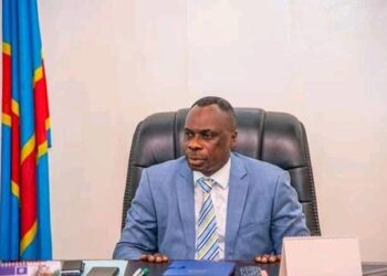 RDC : Les élus provinciaux du Kasaï-Oriental votent la mise en accusation du gouverneur Jean-Paul Mbwebwa Kapo pour détournement de fonds publics