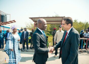 Sud-kivu: Le Gouverneur Jean Jacques Purusi Sadiki reçoit le représentant spécial adjoint du Secrétaire général des nations unies à Uvira