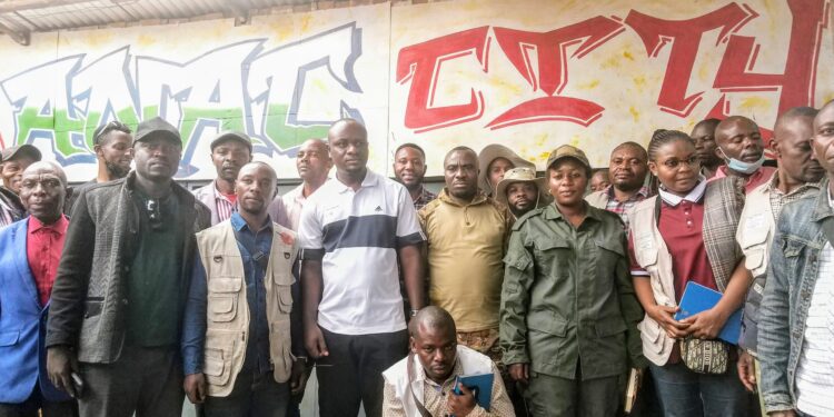 Sud-kivu/Kabare: L’administrateur du territoire sous l’AFC-M23, Élie Espoir Rubabura échange avec ses administrés à Lomera