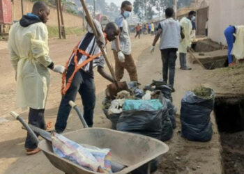 Bukavu: Les étudiants en Médecine de l’Université Catholique de Bukavu “MediAmphi” s’engagent pour un environnement plus sain