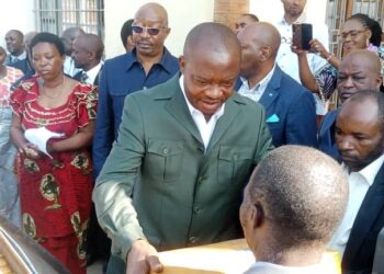 Bukavu : Le Gouverneur du Sud-kivu sous l’AFC-M23 appelle les élèves finalistes à l’excellence