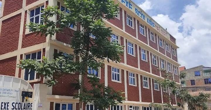 Bukavu/Éducation: le Complexe Scolaire Élite réalise un taux de réussite de 100% pour l’année scolaire 2024-2025