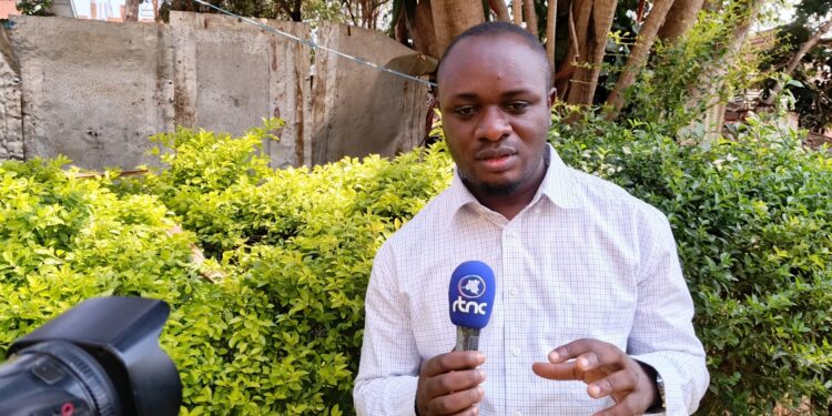 Kabare: L’administrateur Élie Rubabura Espoir appelle les parents à envoyer leurs enfants à l’école en toute sécurité