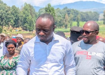 Kabare: L’administrateur de territoire, Elie Rubabura Espoir appelle au calme face aux rumeurs véhiculées par l’ennemi