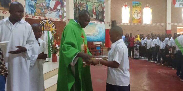 Bukavu : Messe d’ouverture de l’année scolaire 2025-2026 au Complexe Scolaire Père Antonino Manzotti