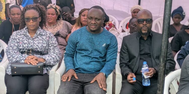 Kabare/Groupement de Bugorhe: Élie Rubabura Espoir console la famille du notable Juka Nkomerwa