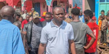 Kabare: l’administrateur Elie Rubabura Espoir met la main sur les voleurs des sables dans le site Minier de lomera