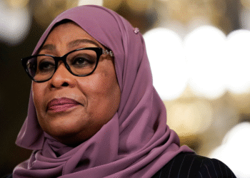 Tanzanie : Silence inquiétant autour de la présidente Samia Suluhu Hassan alors que le pays s’enfonce dans le chaos