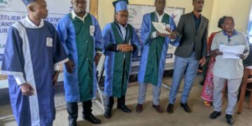 Kabare: l’administrateur Elie Rubabura Espoir appelle les lauréats du New Hope Reconciliation center à mettre leurs compétences au Service de la société