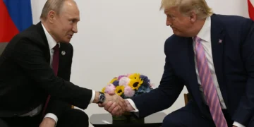 Le Monde: Quand les éléphants se battent : l’expiration du New START et l’avenir de l’ordre nucléaire