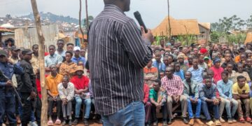 Kabare/AFC-M23: Meeting citoyen à Mudusa, l’administrateur du territoire, Elie Rubabura Espoir appelle à la vigilance et à l’engagement communautaire