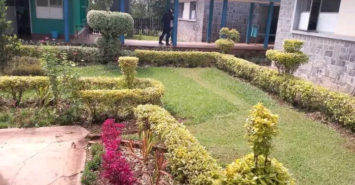 Kabare: l’Hôpital général de Mukongola lance un SOS pour réparer son ambulance en panne