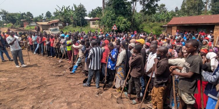 Kabare: Élie Rubabura Espoir, l’Administrateur du territoire sous l’AFC-M23 sensibilise la jeunesse autour des enjeux sécuritaires, économiques et développement durable