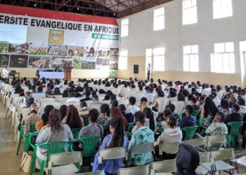 Bukavu-UEA : une conférence scientifique alerte sur le lien étroit entre dégradation de l’environnement et santé humaine