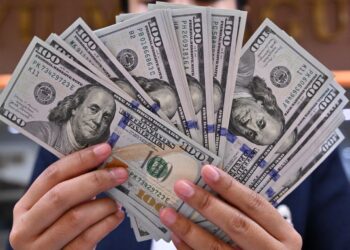 RDC: les dépenses salariales dépassent les engagements pris avec le FMI, près de 19 milliards USD engloutis entre 2021 et 2025