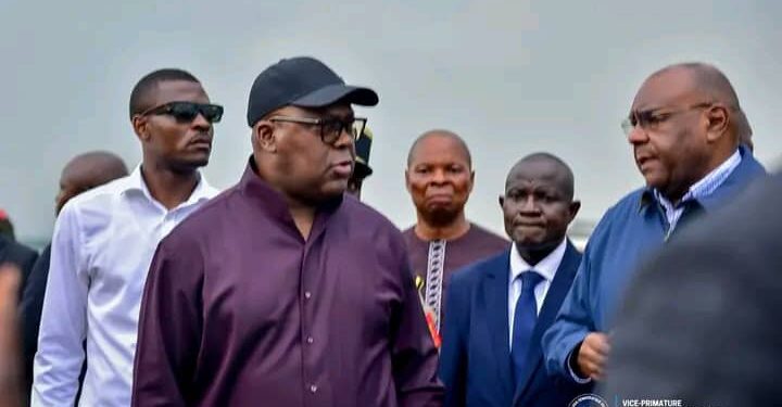 Bandundu-ville : le Président Félix Tshisekedi inspecte le port de l’Onatra et annonce des perspectives de modernisation