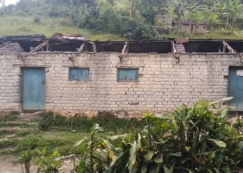 Sud Kivu : la toiture de l’EP Ngali à nyangezi emportée par les rafales, le Parlement citoyen plaide pour un secours immédiat