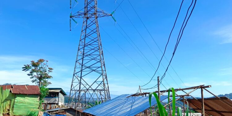 Kabare: la NDSCI Mudusa dénonce des constructions à haut risque sous une ligne électrique