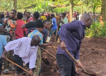 Kabare-AFC/M23: Une solution au débordement des eaux sur la RN2 grâce au curage des buses et caniveaux