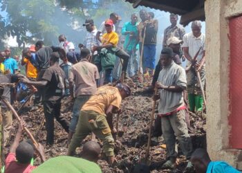 Kabare/AFC-M23: l’Administrateur du territoire Elie Rubabura Espoir supervise les travaux communautaires