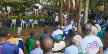 Bukavu: Le Maire Nicolas Kyalangalilwa mobilise les avenues Ruzizi 1, 2, 3 et Télécoms 1, 2 pour la réhabilitation du tronçon Hôpital Salama–Quartier Latin