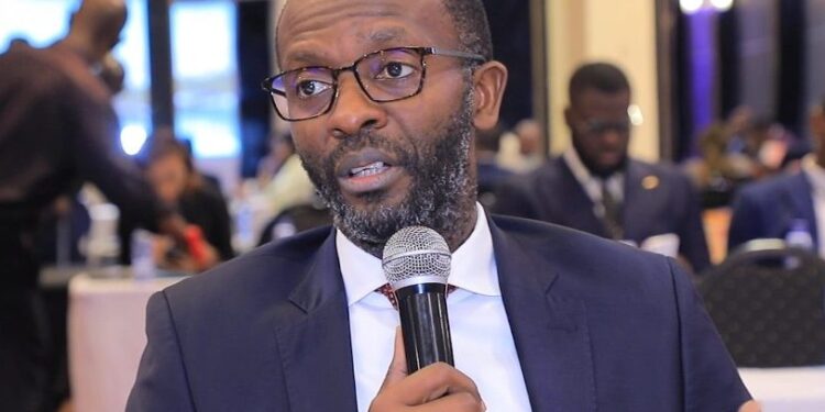 Sud-Kivu: Antony Nkinzo s’ingere dans la motion de censure visant le gouverneur Jean-Jacques Purusi