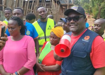 Bukavu: le Maire de la ville Nicolas Kyalangalilwa lance les travaux de construction des servitudes à Panzi et insiste sur la sécurité et la salubrité
