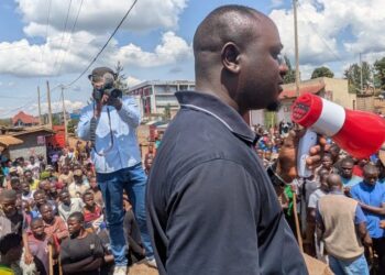 Kabare/AFC/M23: l’Administrateur du territoire Elie Rubabura Espoir, porteur d’un message de paix, de vivre ensemble et de cohabitation pacifique aux habitants d’Irambi-Katana
