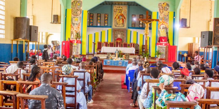 Sud-Kivu: une messe de requiem célébrée à Uvira en mémoire des victimes du massacre de Katogota