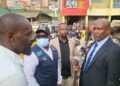 Bukavu/Marché de Kadutu: le maire Nicolas Kyalangalilwa et le vice-gouverneur Gady Mukiza appellent les commerçants à être vigilant contre Ebola