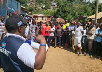 Bukavu : le maire Nicolas Kyalangalilwa mobilise la population de Bagira autour de l’assainissement, de la sécurité et de la prévention contre Ebola