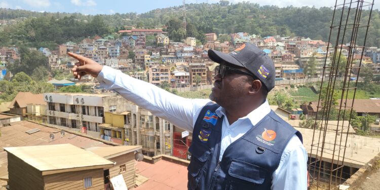 Bukavu: après un éboulement à Ndendere, le maire Nicolas Kyalangalilwa appelle à une mobilisation urgente pour sécuriser le site